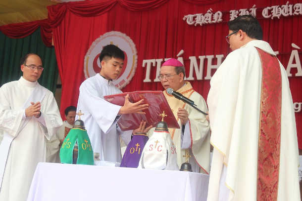 First Chrism Mass strengthens Vietnamese Catholics’ faith