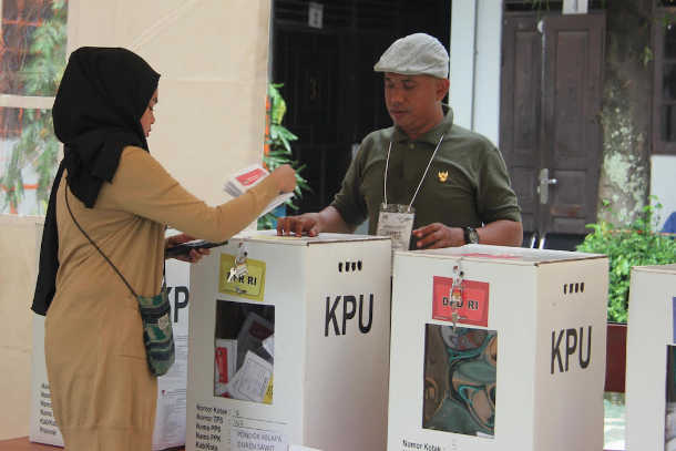 Indonesian prelate's political peace call