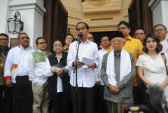Luke-warm re-election for Indonesia's Widodo