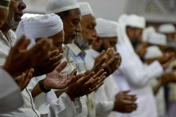Asia's Muslim leaders grasp for answers over Easter Sunday bombings