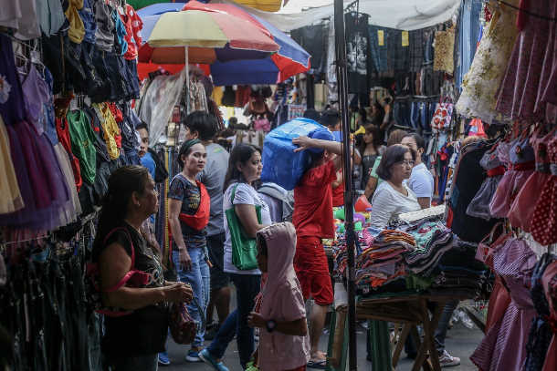 Philippines struggles to keep population in check  