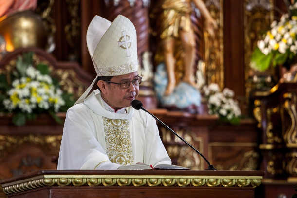 Philippine prelate condemns closure of 55 tribal schools