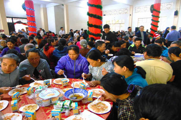 Vietmamese archdiocese spreads peace through feasts