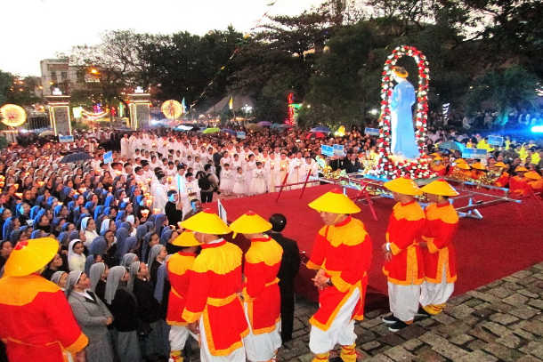 Vietnam archdiocese kicks off anniversary year