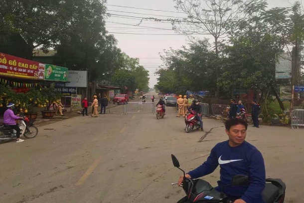 Three police, farmer die in Vietnam land dispute clash