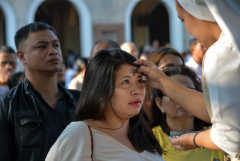 Philippines to hold Lenten rituals amid coronavirus fears