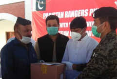 Punjab Rangers help Christians amid virus lockdown