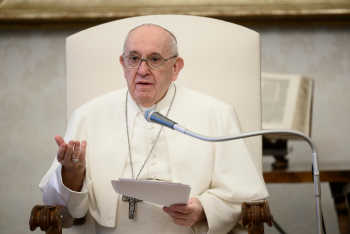 Christians called to intercede for, not condemn, others, pope says