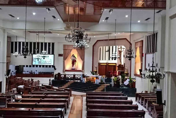 Jakarta legislature wants quick reopening of churches 