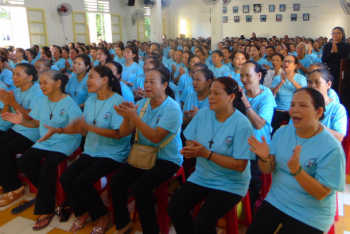 Marian devotees commit to evangelization in Vietnam