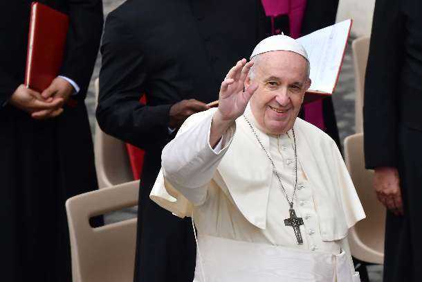 Young people have lessons to teach the church, pope says