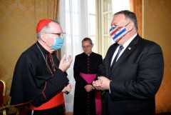 Parolin upbeat on Vatican-China deal after meeting Pompeo