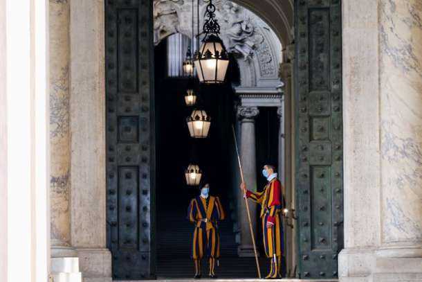 Vatican Mask Vatican reports positive coronavirus case at pope's residence - UCA News