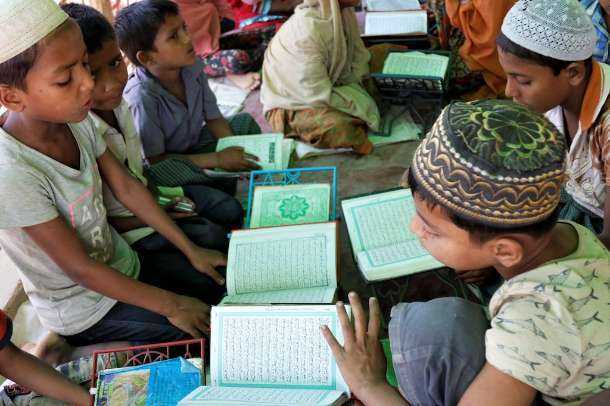 Catholic charities support Rohingya refugees in Bangladesh