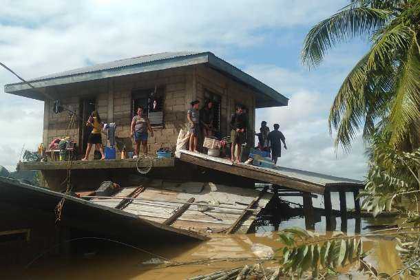 Typhoon-hit Philippine diocese begs for clean water 