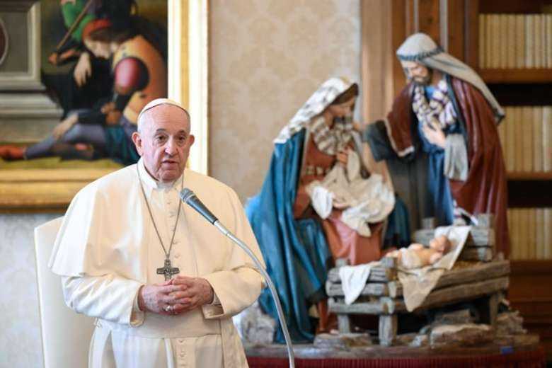 Pope calls for diverting funds from weapons to fighting hunger