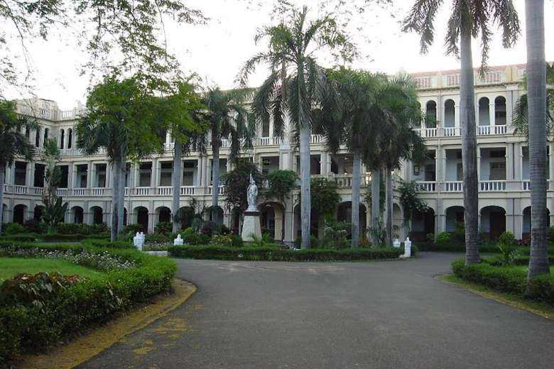 Indian Jesuit college told to compensate teacher 