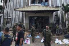 Indonesian police kill suspected cathedral bomb plotters