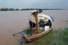 Mekong River drops to 'worrying' low levels