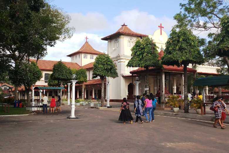 Sri Lankan Catholics demand clarity on bombing report