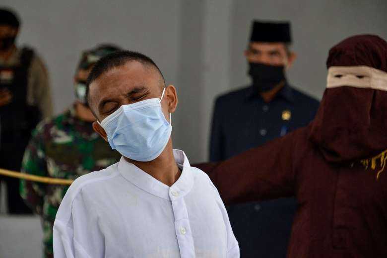 Three Indonesian Christians caned for drinking alcohol