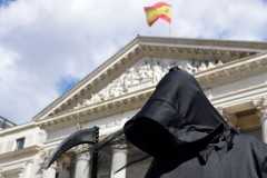 Controversial euthanasia law approved by Spanish parliament