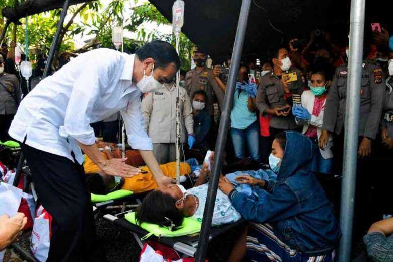 Widodo pledges help for Indonesian flood victims 