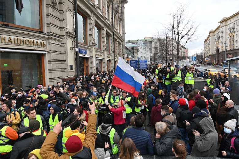 Archbishop Prays For Justice After Mass Arrests In Russia - UCA News