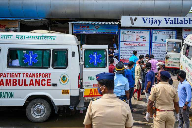 Fire kills 13 Covid patients in Indian hospital