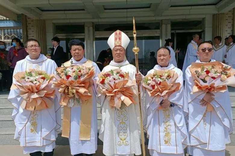 Former illicit bishop accused of defying Vatican-China deal