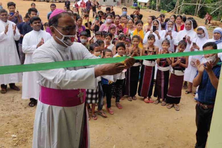 inaugurates first Jesuit residence in Indian state UCA News