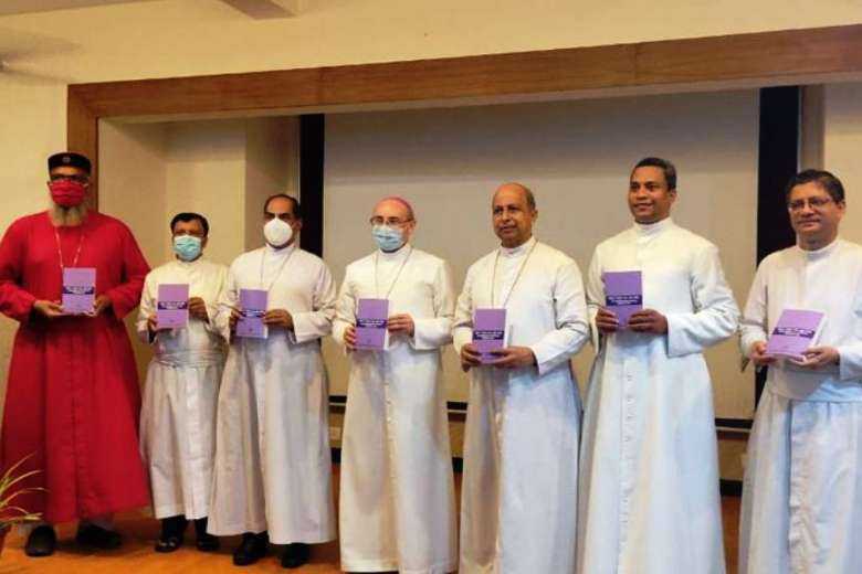Indian bishops launch handbook on ecumenism 