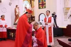 New bishop installed in China under Sino-Vatican deal
