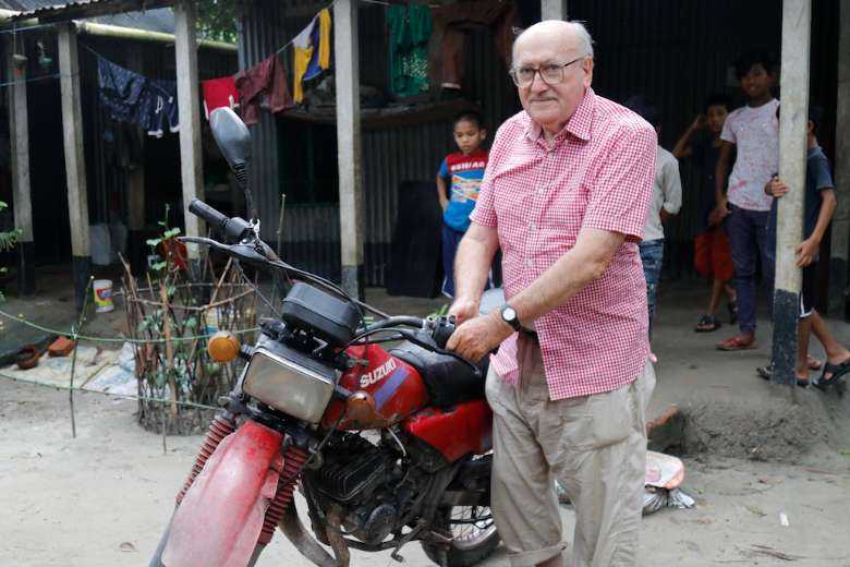 Italian missionary hits the road to help poor in Bangladesh