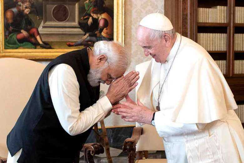 PM Modi invites Pope Francis to India
