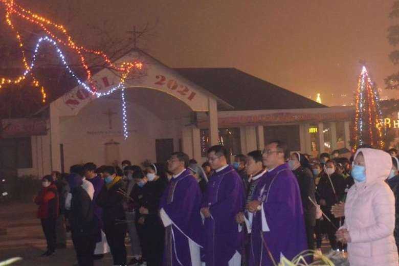 Vietnam Catholics mark French missionary's death anniversary