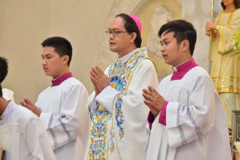 Philippine bishop rebukes Marcos supporters