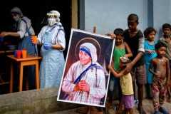 India restores Mother Teresa charity's license for foreign funding 