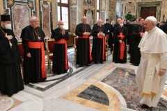 Pope decries warmongering, prays for Eastern Catholics