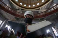 Three Islamist insurgents killed in Thai mosque shootout