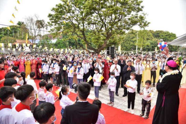 Vietnam Catholics urged to pray for Ukraine - UCA News