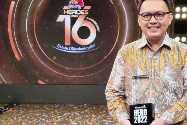 Indonesian Catholic youth hailed as hero for building churches - Vimarsana News