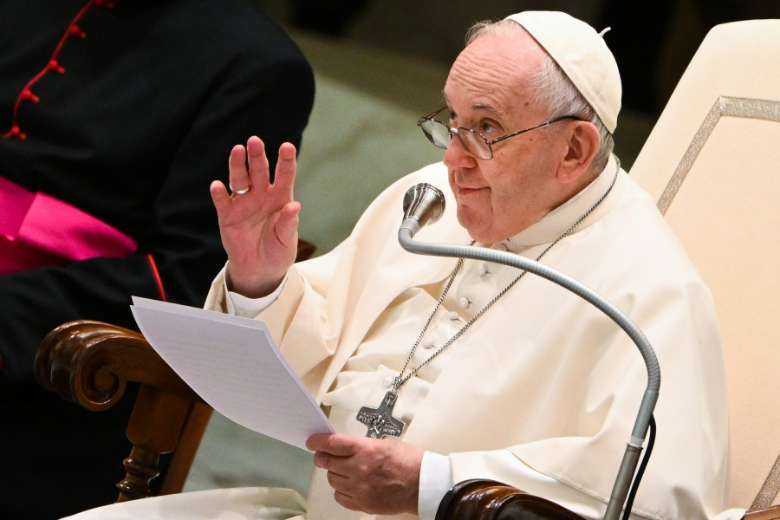 Peace comes through meekness, not war, violence, pope says