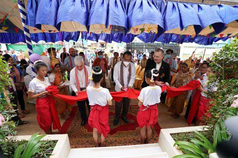 Catholic school offers hope to Cambodian 'children of water'