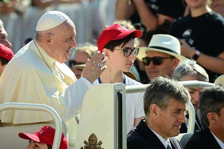 Pope highlights need for community, evangelization, care for creation- UCA News