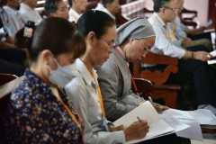 Vietnamese Catholics share experience in evangelization