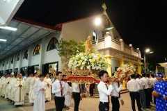 Huge celebration draws 3,000 Vietnamese migrant Catholics