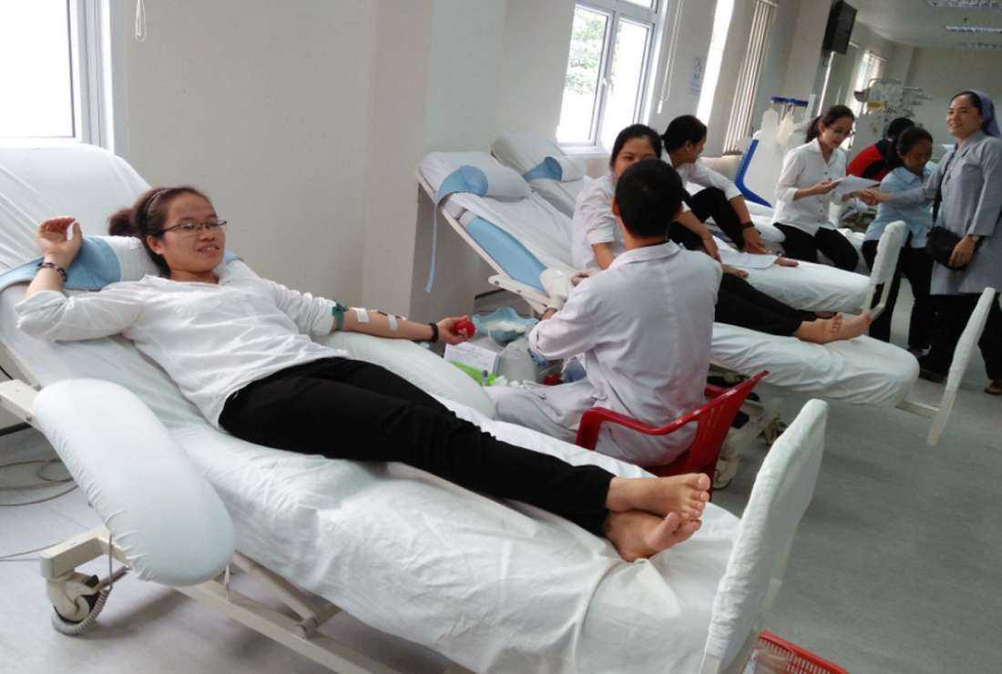 Filles de Marie Immaculée nuns donate blood in Hue on June 14