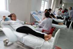 Vietnamese nuns save lives with blood donations