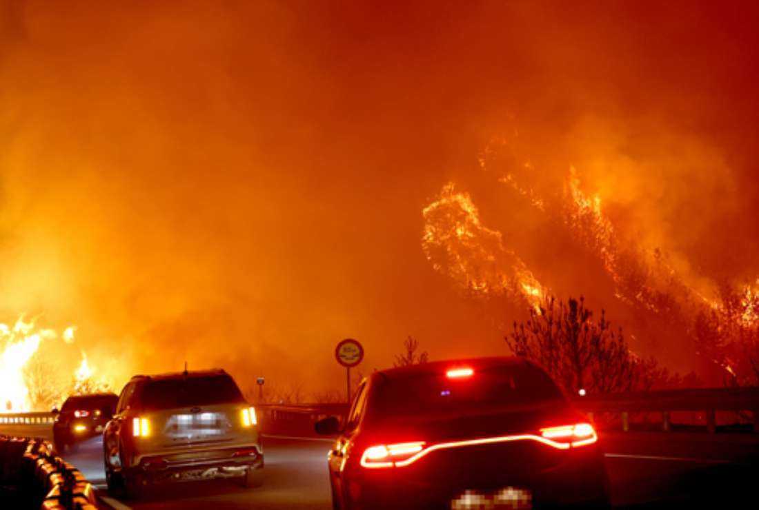 A scene from wildfires in Uljin and Samcheok of South Korea in March of this year. On the Korean peninsula, large-scale wildfires are frequently occurring due to climate change
